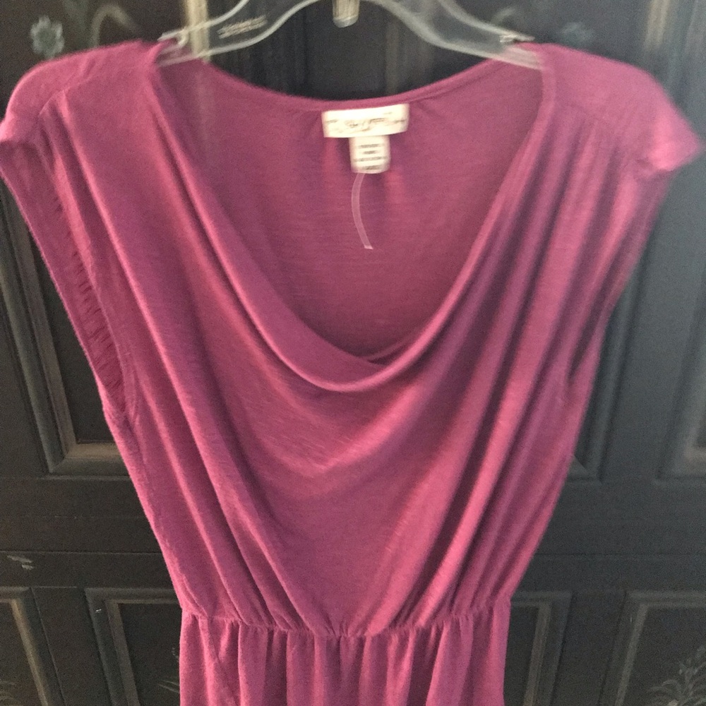 Women’s Fuchsia color top size large 100% rayon